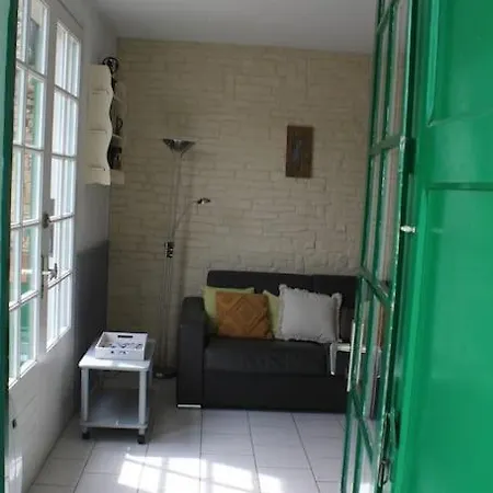 La Solanum - Charmante Petite Maison Rethaise. بيت للعطل *
